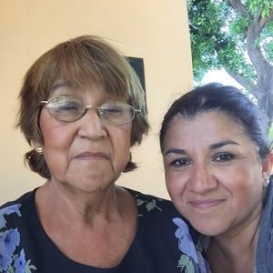 Meet your Posher, Estella